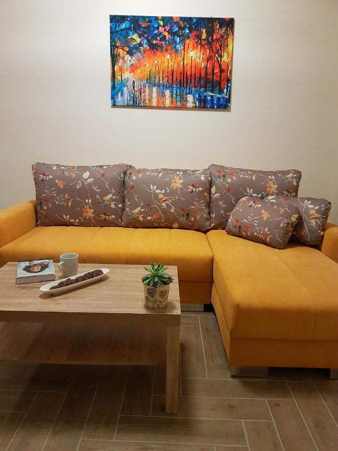 Silver Lodge Apartments 埃格尔 外观 照片