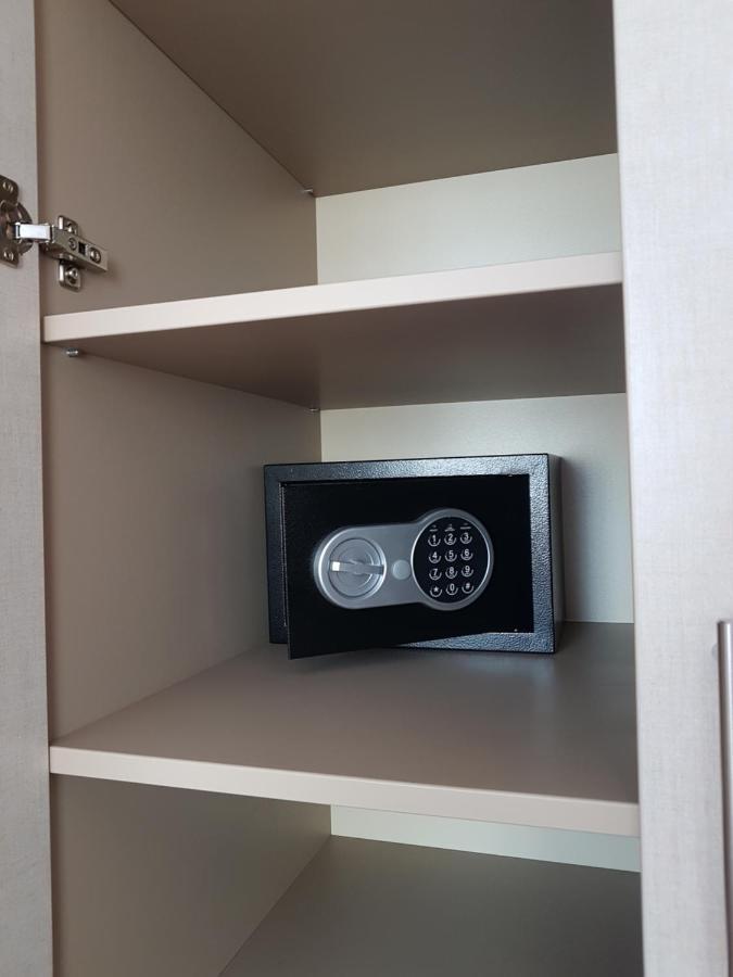 Silver Lodge Apartments 埃格尔 外观 照片