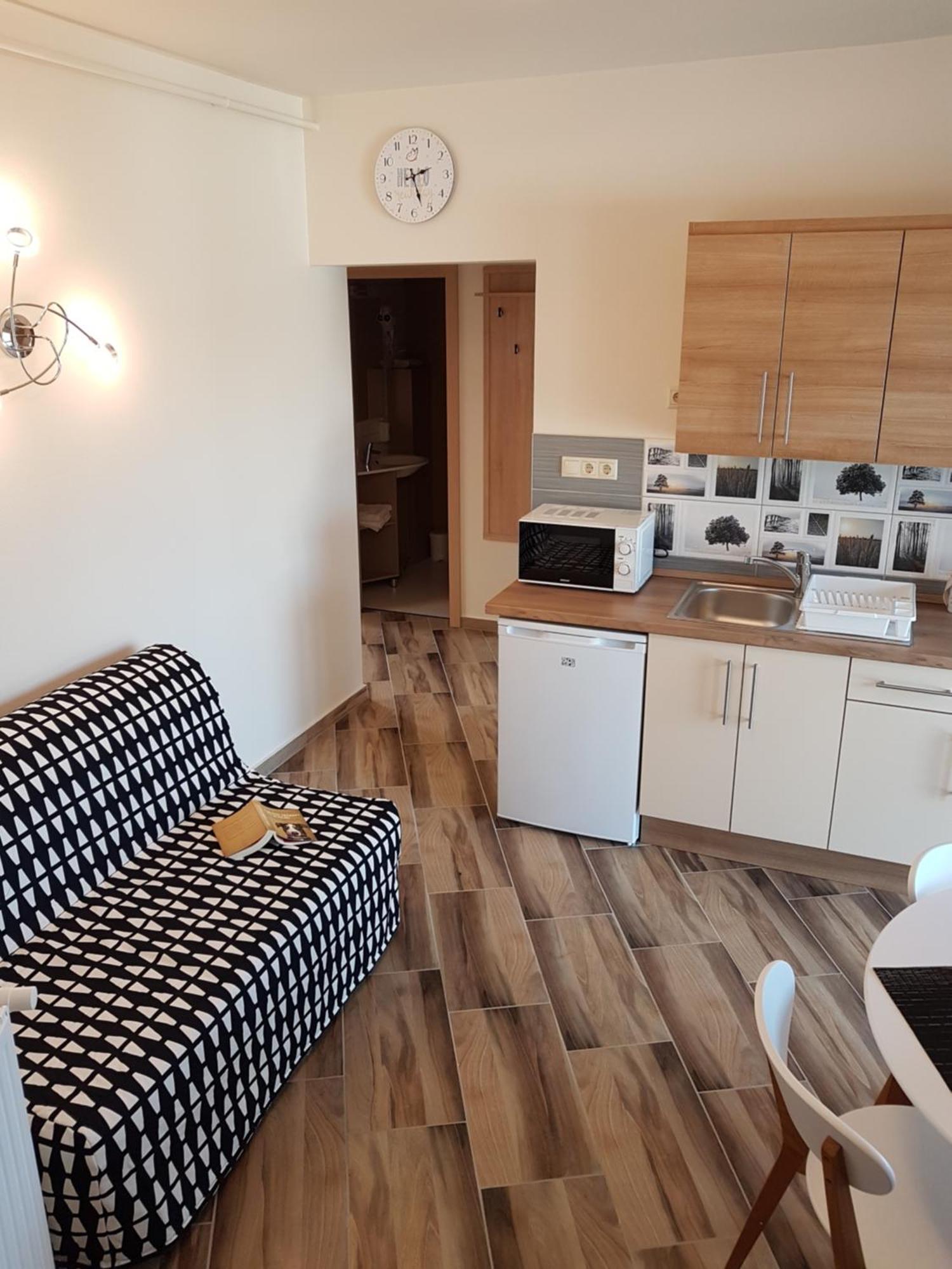 Silver Lodge Apartments 埃格尔 客房 照片